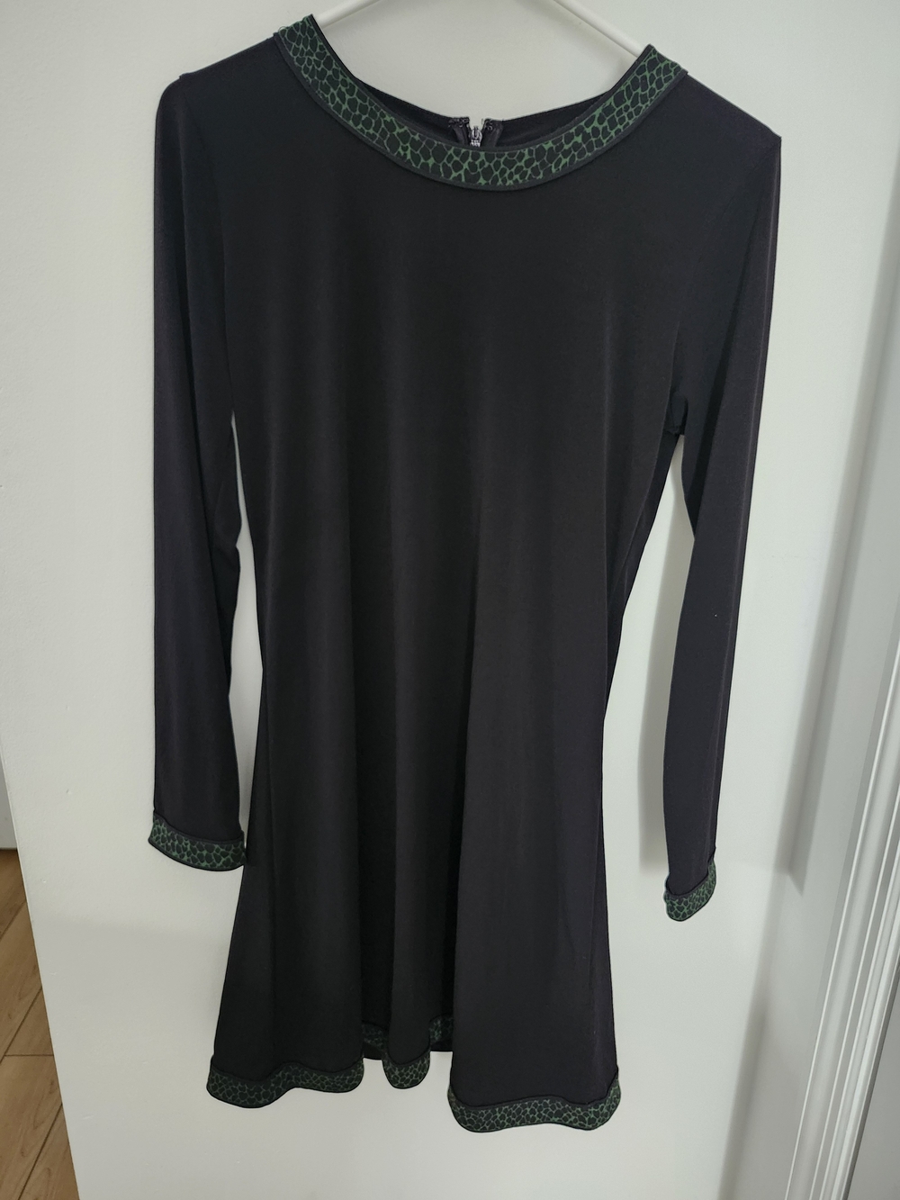 Michael Kors Black Long-Sleeve Tunic with Green Trim